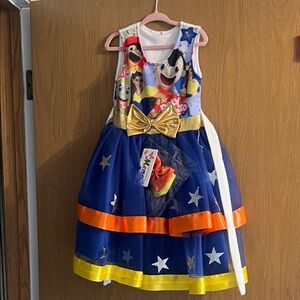 Bely y Beto..Colorful Kids Costume with Star Design